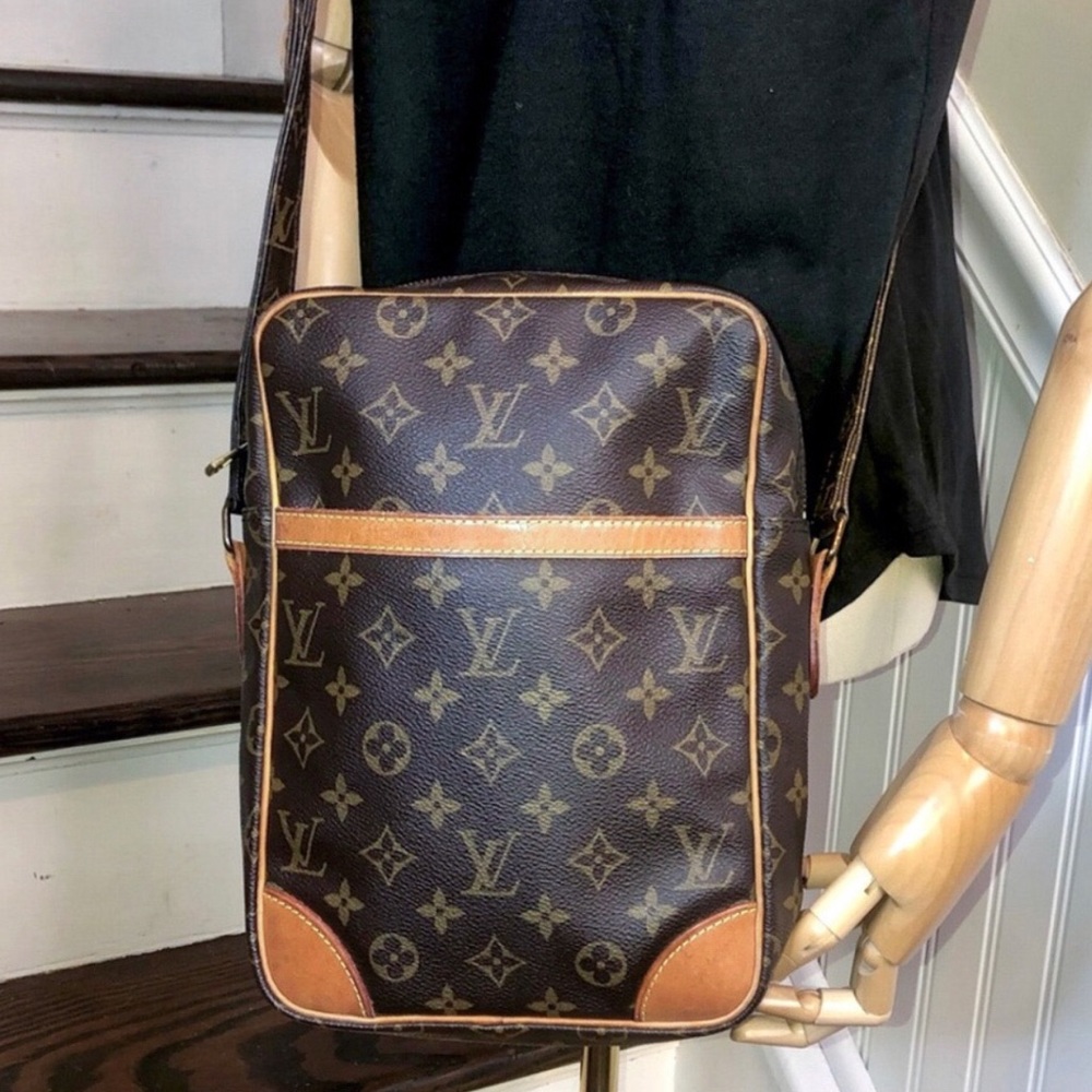 LOUIS VUITTON DANUBE MM Monogram Tote Adjustable Crossbody Shoulder Bag 873SL